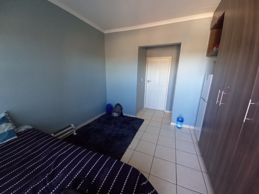 To Let 1 Bedroom Property for Rent in Van Der Hoff Park North West